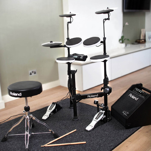 What Should I Look For In An Electronic Drum Kit? | Roland UK